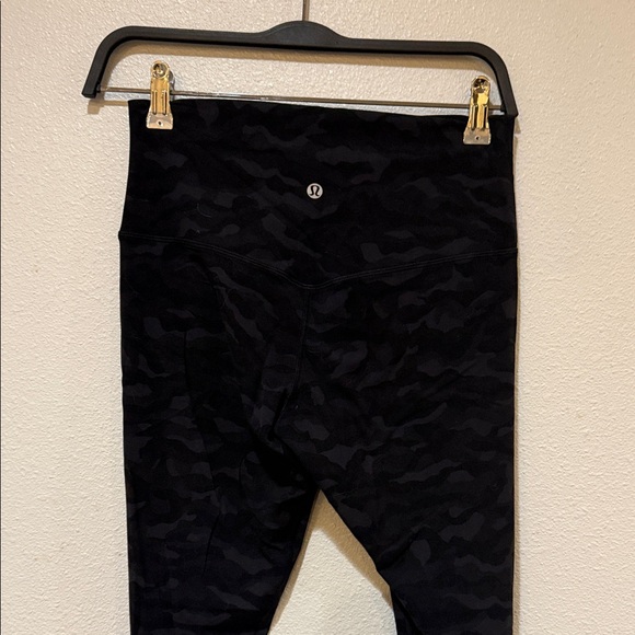 Lululemon Black Camouflage Leggings - Picture 4 of 4